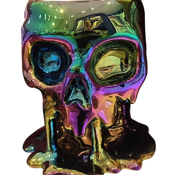 Bsth and Body Works Halloween 2025 Dripping Skull Pedestal 3 wick candle Holder - Picture 2 of 4